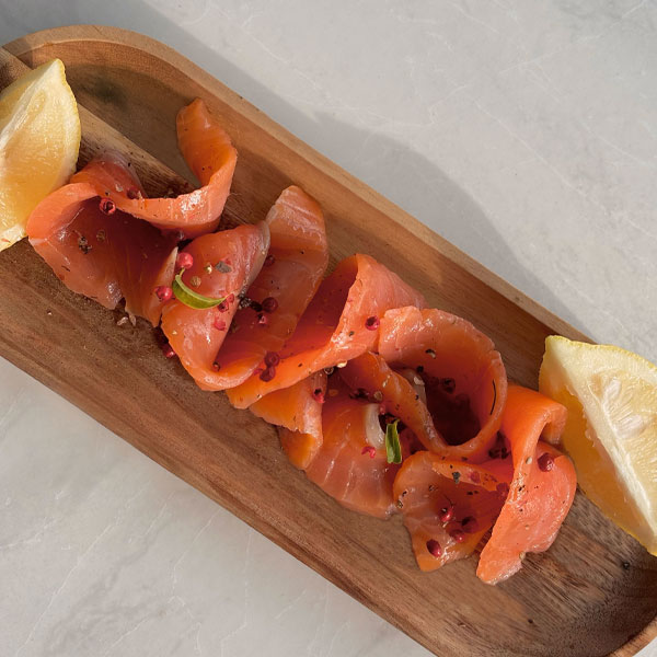 Saumon gravlax tranché